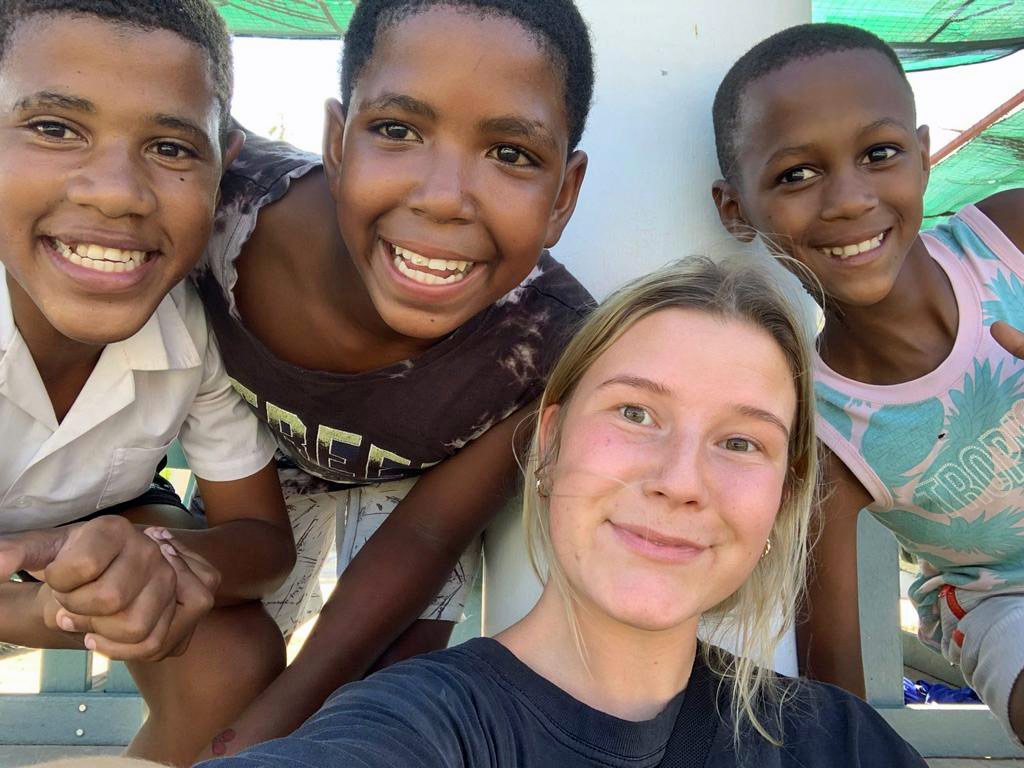 Jana und einige Kids