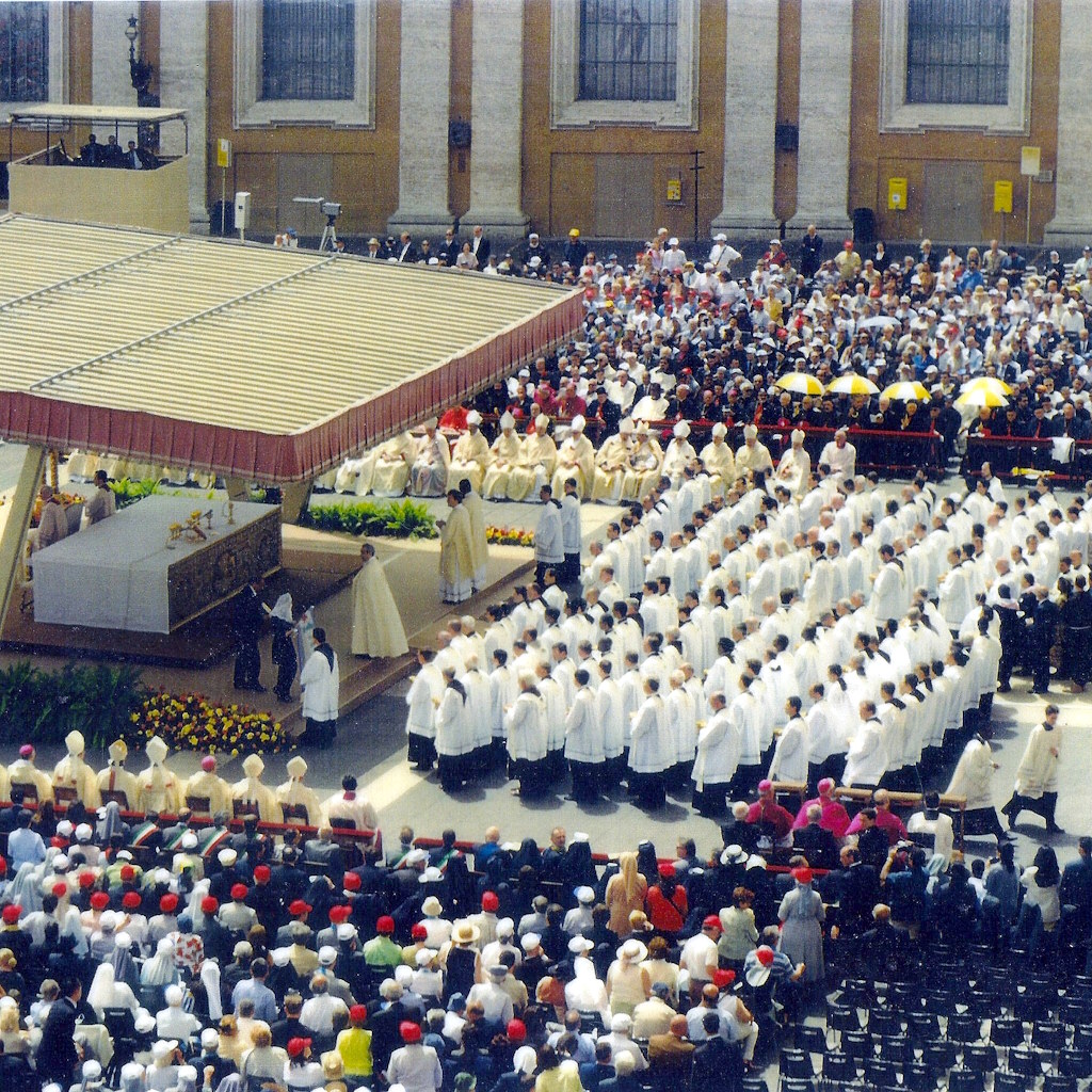 Rom, Petersplatz, Heiligsprechung des Luigi Scrosoppi
